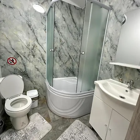 Vandrerhjem Le Charme Bukarest