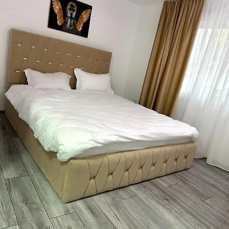 Le Charme אכסניה בוקרשט