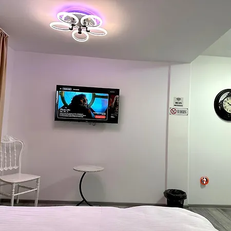 Le Charme 旅馆 布加勒斯特